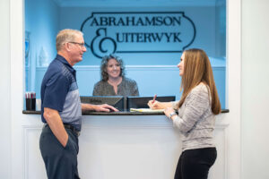 View Abrahamson & Uiterwyk Car Accident and Injury Lawyers Reviews, Ratings and Testimonials